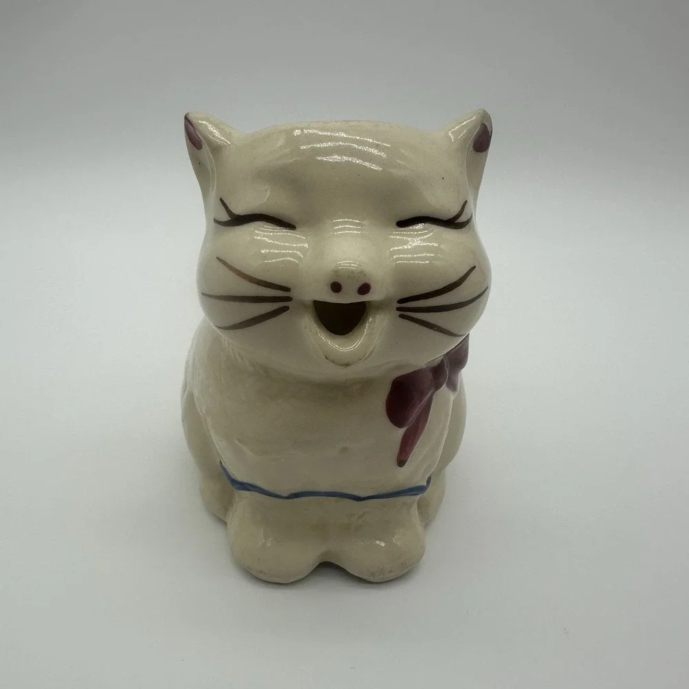 Vintage Shawnee Pottery Puss And Boots Cat Creamer Pitcher